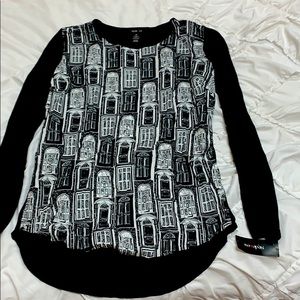 Long sleeve “New York city” like shirt